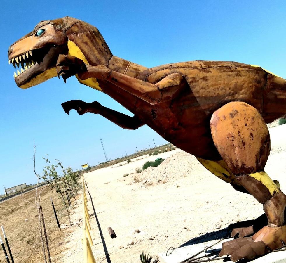 T-Rex Lodge Crane Dış mekan fotoğraf
